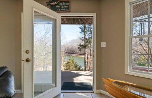 Lakeside Haven Dock/Slip Fire Pit Game Room Kayaks - Foto 33