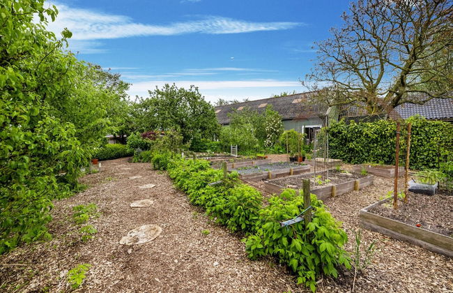 Apartment in Baflo Near Seal Center - Photo 35