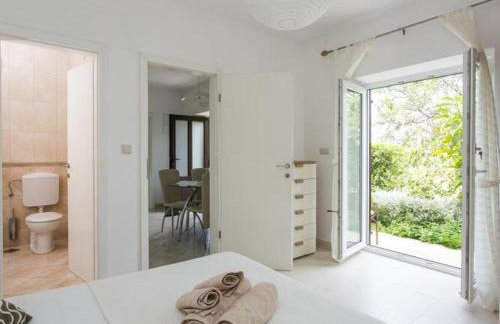 Apartments Maria Kolo ep - Two Bedroom Apartment with Terrace and Garden View - Foto 8