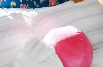 Serene Silver Lake 1 bedroom 1 bathroom Back house With Private Backyard - Photo 32