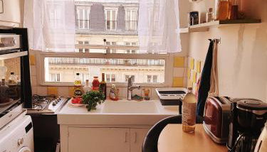 Studio COSY et SPACIEUX AVEC EMPLACEMENT IDEAL - Foto 4