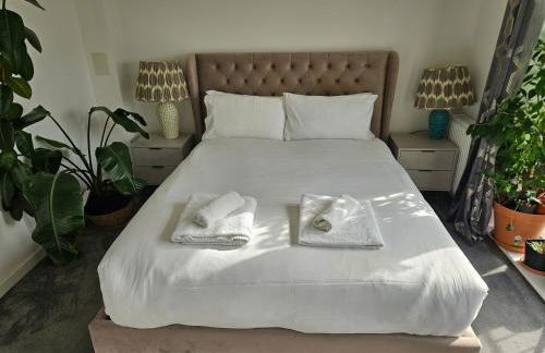 Stylish 1BD Flat with Parking Hackbridge - Foto 21