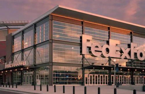 King Bed_Cozy Urban Retreat-Central Memphis - Foto 37