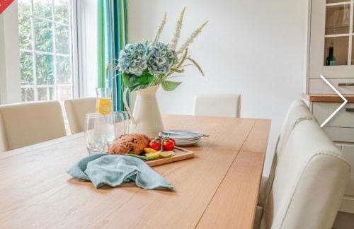 3 bedroom-house -3mins to beach- PetsOk - Photo 11