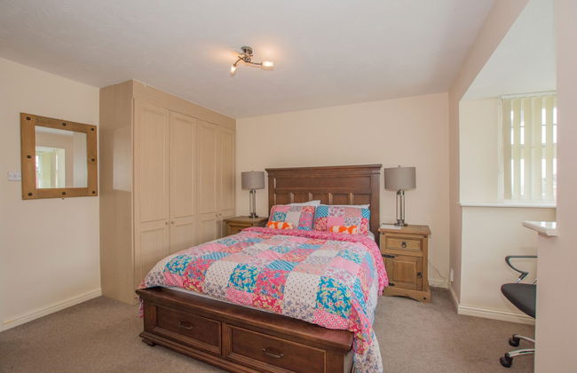 Modern 4 Bedroom Detached House in Cardiff - Foto 6