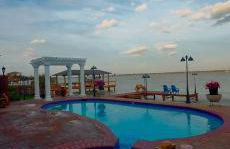 Lakefront Oasis - Photo 52