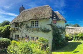 Putsborough Manor 3 Self Catering Cottages with Beach a short walk, dog friendly all year, On site Tennis, Play Area, Paddock, Spa baths, BBQ, Private Gardens, Superfast WIFI - Photo 29