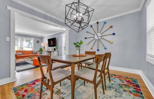 Modern Luxury with Pool Table 3BR-5BD Sleeps 10 - Foto 21