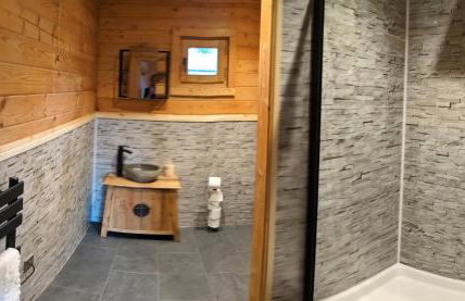 Pet Friendly - Lodge at Riverview Holiday Park - Foto 11