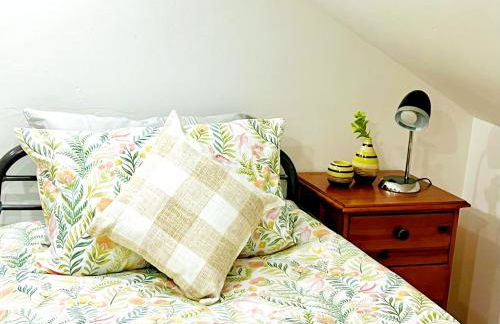 Cosy 3BDR In Levenshulme-Close To Manchester City Centre And Stockport Town- Free Parking- WiFi - Foto 17