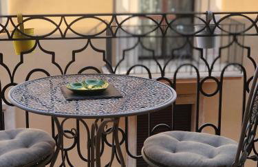 DENEB19 Luminoso con Balcone Vista Città - Photo 9