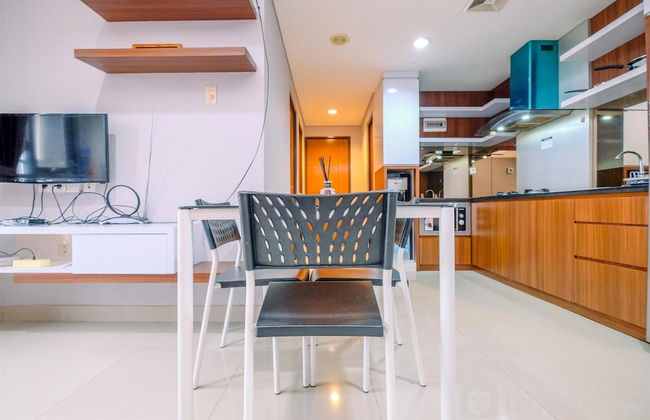 Comfort And Modern Look 3Br Apartment Royal Olive Residence - Photo 15