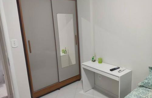Apartamento confortável e funcional no centro - Foto 2