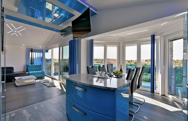 House 1971 - Photo 27