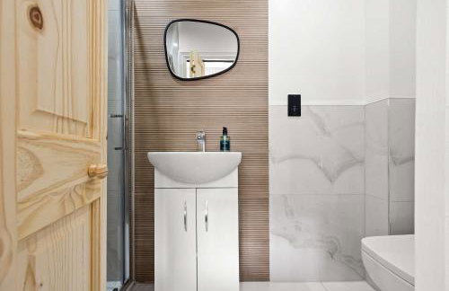 Sleeps 14 The Old Trafford Family Zen by Genesis Living - Foto 39