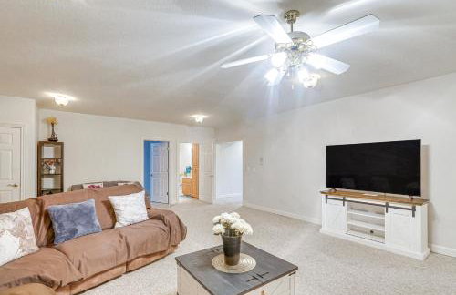 6 Mi to Town Peaceful Lima Home! - Photo 4