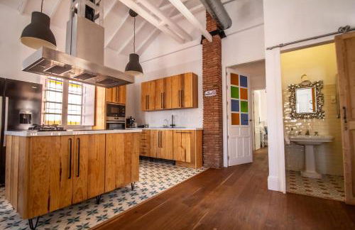 Villa Regionalista principios Siglo XX 1919 -Pedregalejo-Baños del Carmen-A UNOS METROS DEL MAR!!! PISCINA CLIMATIZADA BAJO PETICION - Photo 23