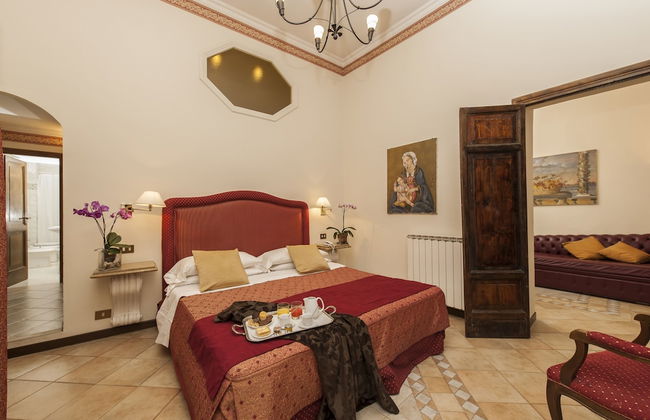 La Residenza del Sole al Pantheon - Photo 8