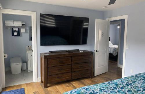 Hillside view with hot tub! - Foto 12