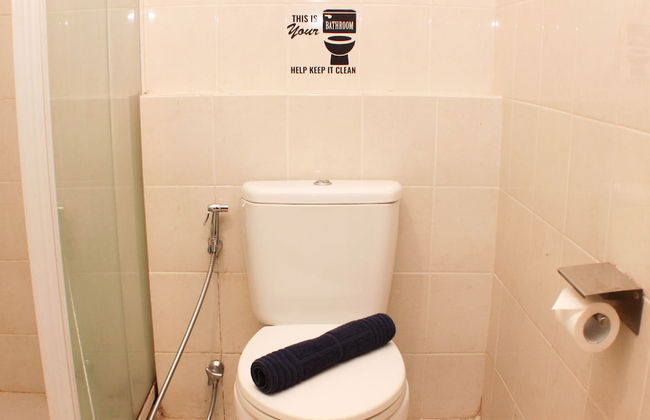 Great Location And Comfy 2Br Apartment At Thamrin Residence - Photo 12