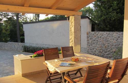 Holiday Home Lujo - Photo 9