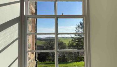 2 bedroom Townhouse within Grade C listed Ladysbridge House 2 night minimum stay - Foto 3, Garden view