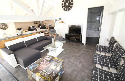 Gîte Le Hangar 67 à Saulxures-sur-Moselotte - Location atypique proche lac - Foto 4