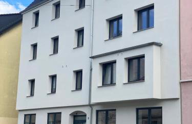BIELEFELD CITY APARTMENTS - Wood - 2 Schlafzimmer, voll ausgestattete Küche, modernes Badezimmer, schnelles WLAN - Foto 5