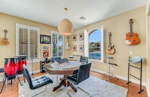 Gorgeous Resort Home -Right off the back nine! - Foto 8