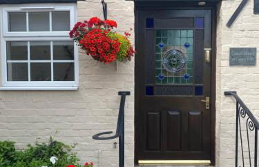 The Coach House at Copper Hall - Foto 1