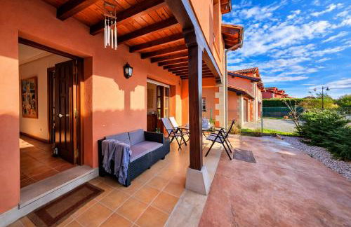 Playa de La Franca, jardín y WiFi - Villa Freya - Foto 4