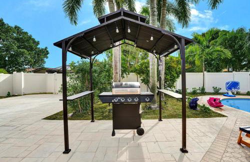 Sensational 5BR Villa Heated Pool near Hard Rock - Foto 44