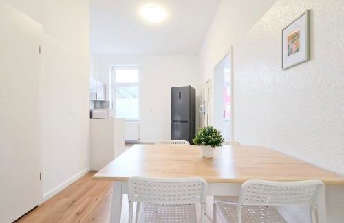 Tolstov Apartments - Several 1 Room Fitter Apartments with kitchen and washing machine - 25 Min Messe DUS - Photo 6