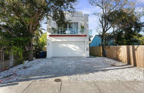 Luxury Mansion, Game Room, Pool, Rooftop, Skyline, Walk to Las Olas - Foto 55