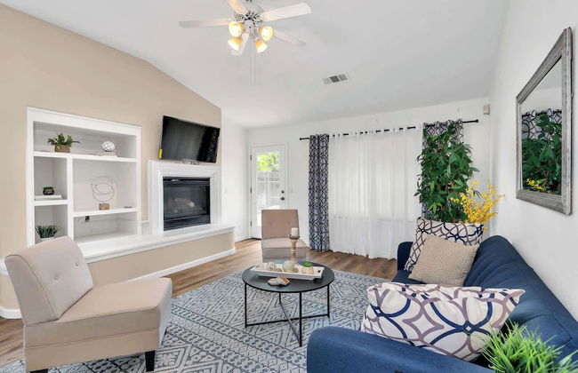 New Listing University Pastoral - Foto 1