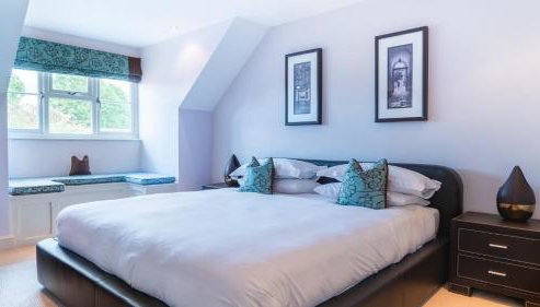 Superb 4BD Stay in Wyton and Houghton Village - Foto 4