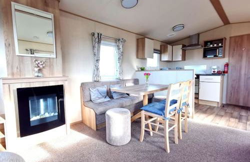 Hiking in Snowdonia? Sea, beach and mountains view - Photo 11