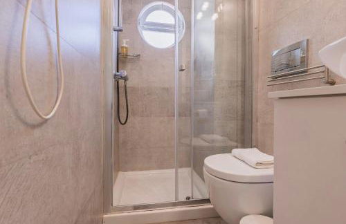 70m2 Tagus River Terrace in Alfama By LovelyStay - Foto 39