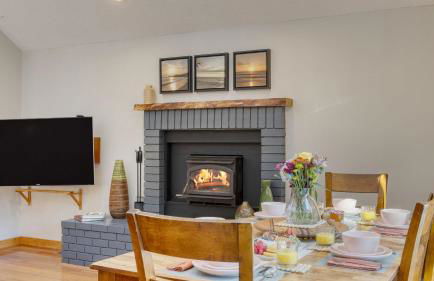 Royal Canoe by Avantstay Walk to the Shore + Private Yard - Foto 20