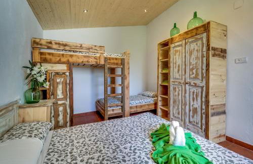 Villa in Palafolls with Private Pool & BBQ - Foto 25