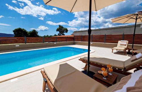 Elegant Holiday House 3D by the Sea with pool and included breakfast - Photo 8