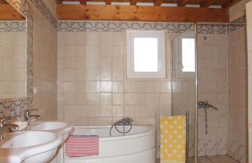 Amazing Home In La Begude-De-Mazenc - Foto 29