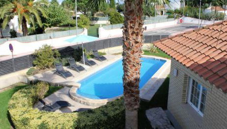 Villa Lluna - Foto 3, sunbed, Garden view