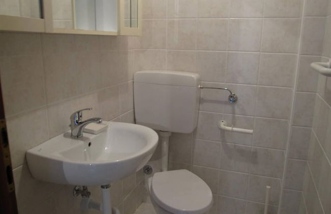 Amazing Apartment With Seaview Terrace - Photo 8