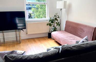 Close to centre 2 bedroom apartment - Foto 2