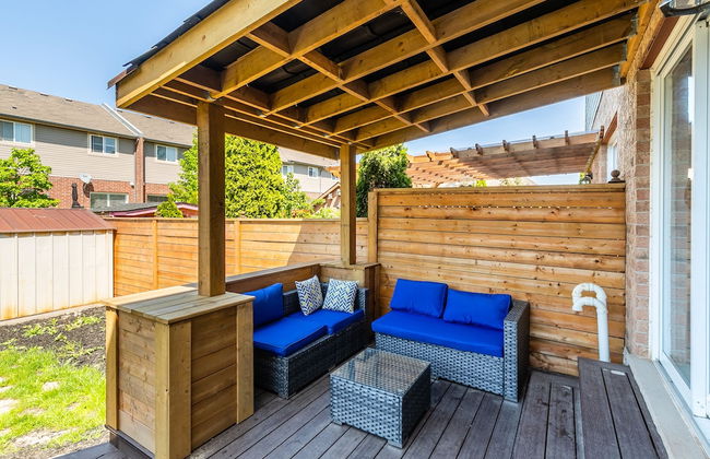 GLOBALSTAY. Modern 3-4 Bedroom Town - Photo 52