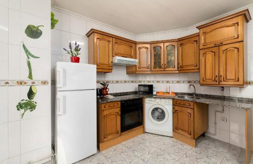 Centrico y parking gratuito Vut 142 as - Photo 23