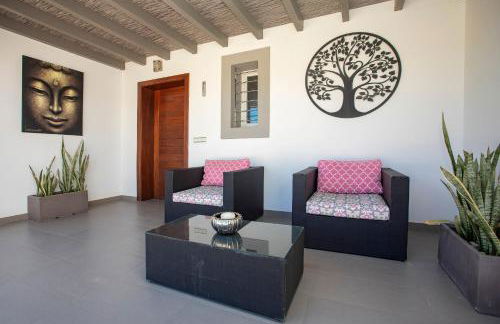 Villa in San Antonio Sleeps 10 - Foto 43