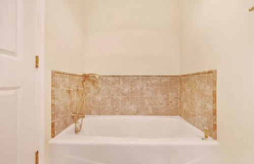 The Cliff House - Photo 8