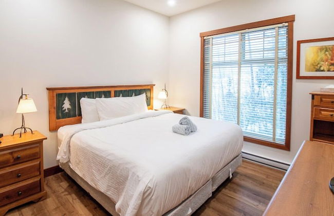 Snow Creek Lodge by Fernie Lodging Co - Photo 49